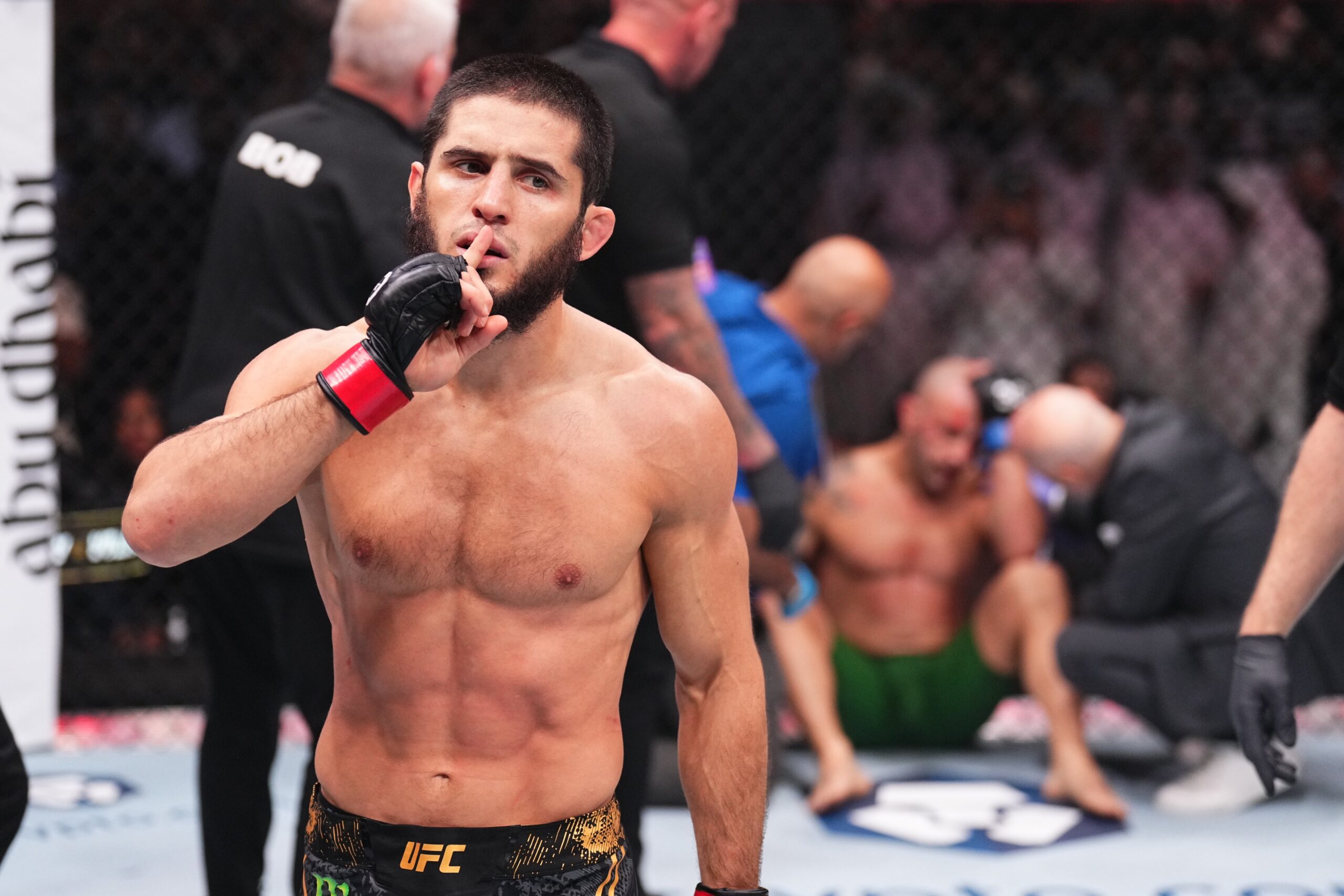 Islam Makhachev Leaves No Doubts Against Alexander Volkanovski: UFC 294 Review